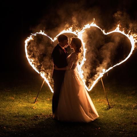 ugnies šou valdovai vestuvėms, meilės liepsna, ugnis