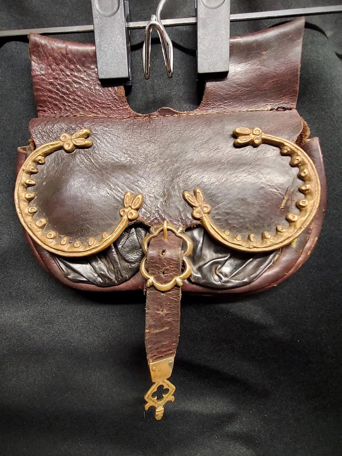 Leather medieval belt pouch with metal fittings